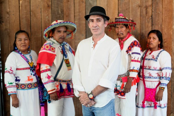 Artist Francisco Loza beside Huichol Indian artists - Arianne Teeple